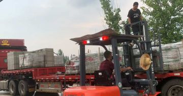 宁波 黄金麻冰裂纹，地铺石装车