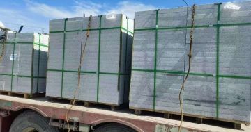 宁波 芝麻白花岗岩地铺石装车日常