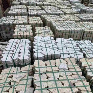 宁波 黄金麻白麻花岗岩荔枝面地铺石(冰裂纹)