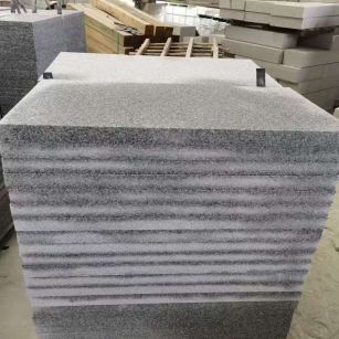 宁波 芝麻白5公分火烧地铺成品，900*400，规格可定制