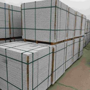 宁波 白麻花岗岩石材荔枝面地铺石（300*600*50）