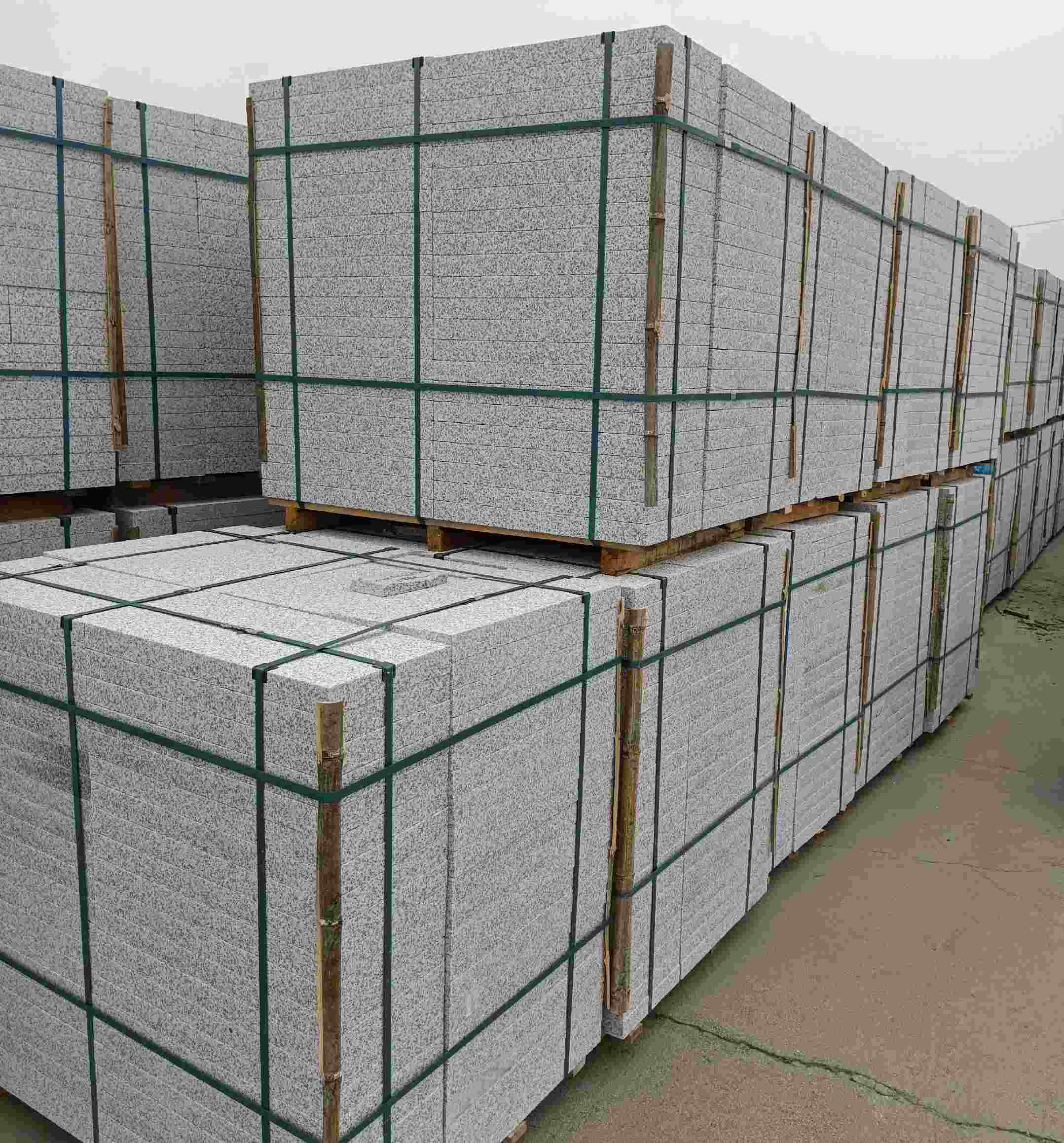 宁波 白麻花岗岩石材荔枝面地铺石（300*600*50）