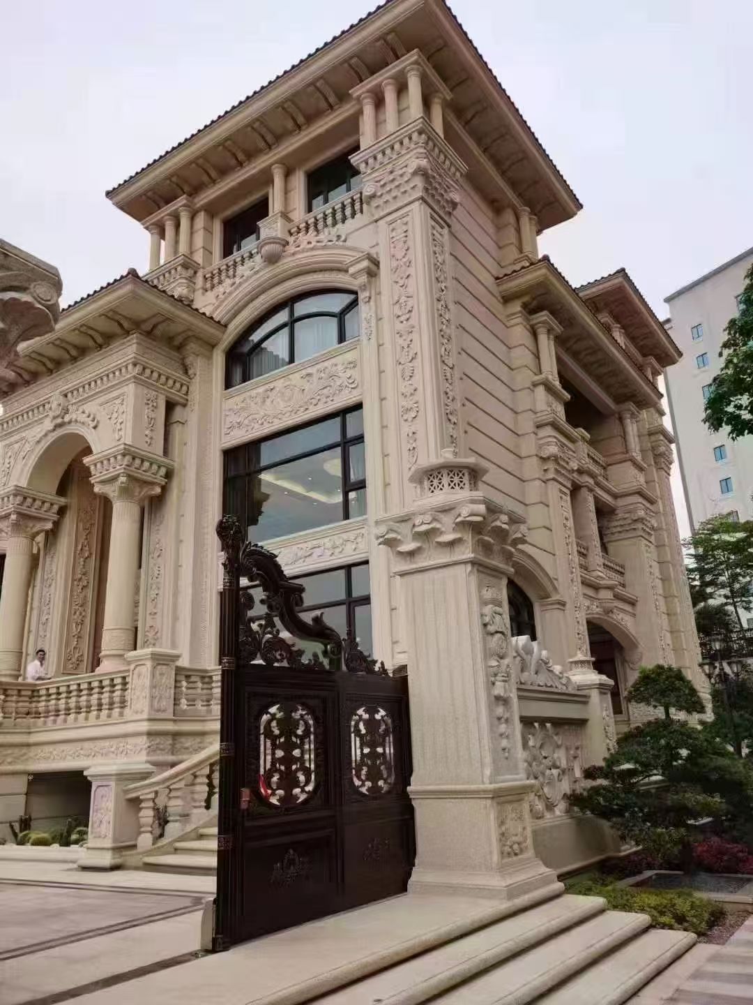 宁波 黄金麻花岗岩别墅外墙干挂效果展示