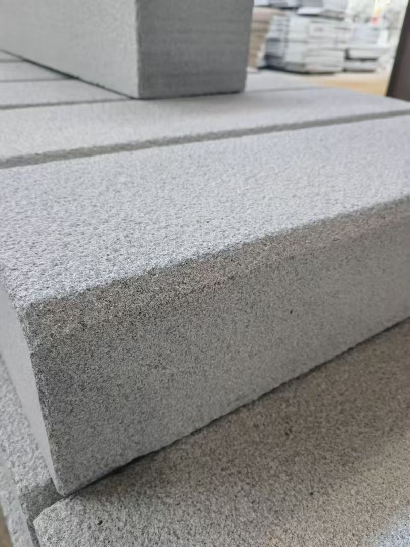 宁波 芝麻灰荔枝面路沿石