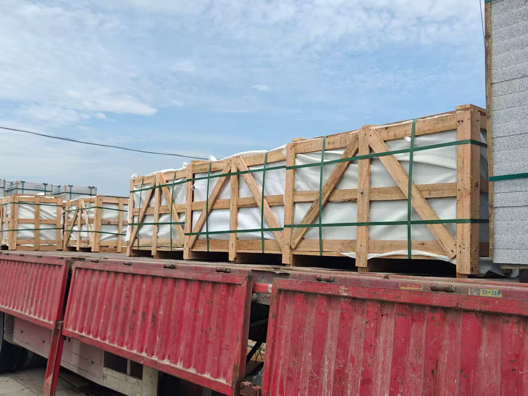 宁波 芝麻白花岗岩地铺石出口专车-泰国游