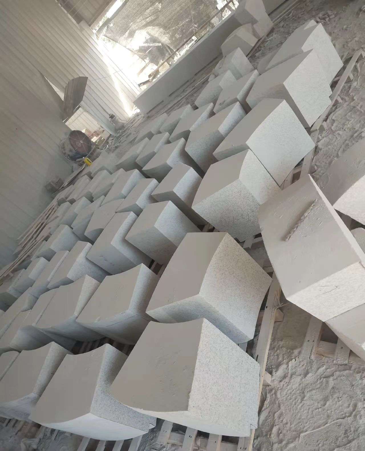 宁波 白麻花岗岩异形坐凳