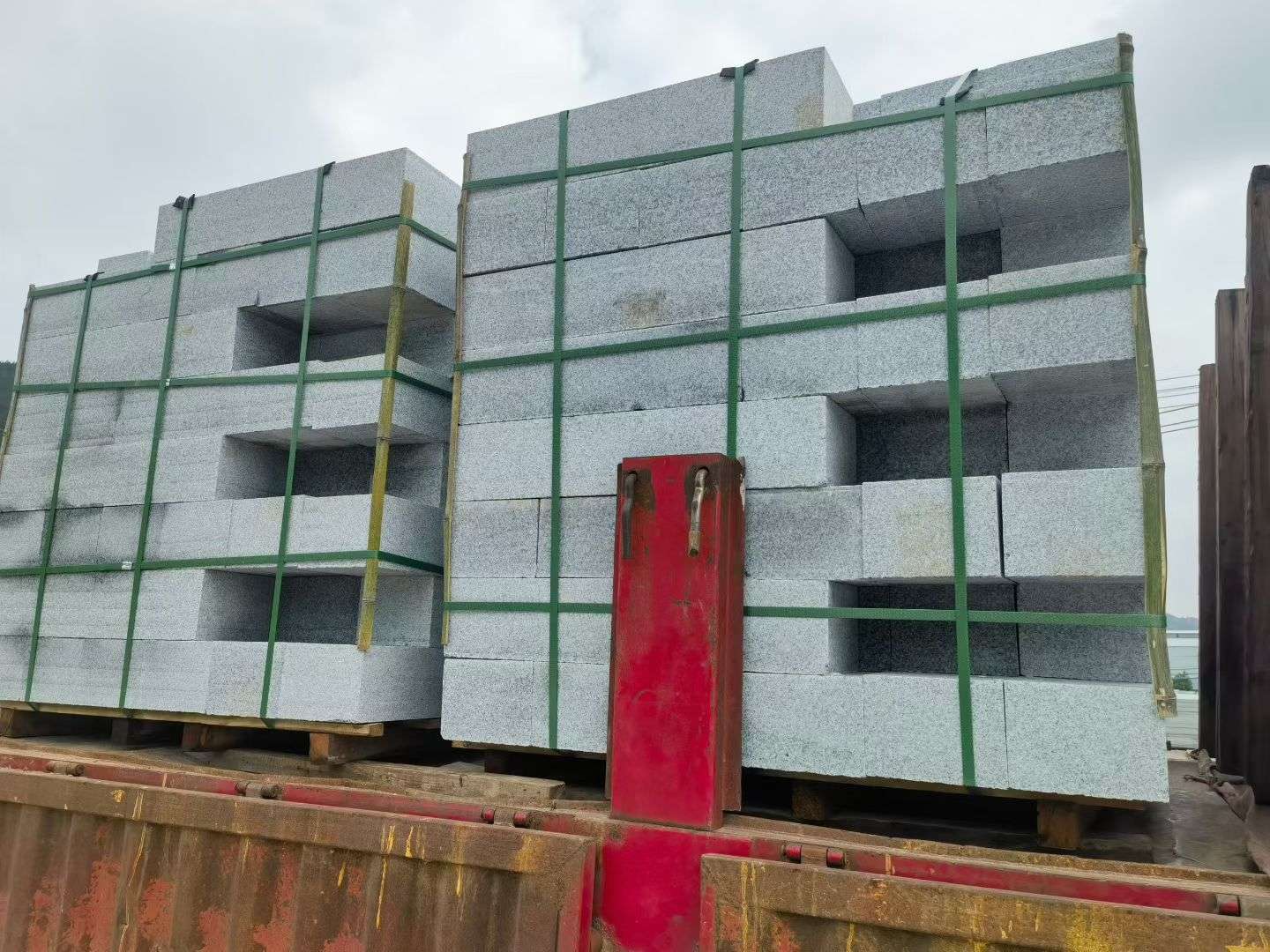 宁波 芝麻白花岗岩路沿石，平石，路侧石，马路牙子，路缘石，立缘石，平缘石等